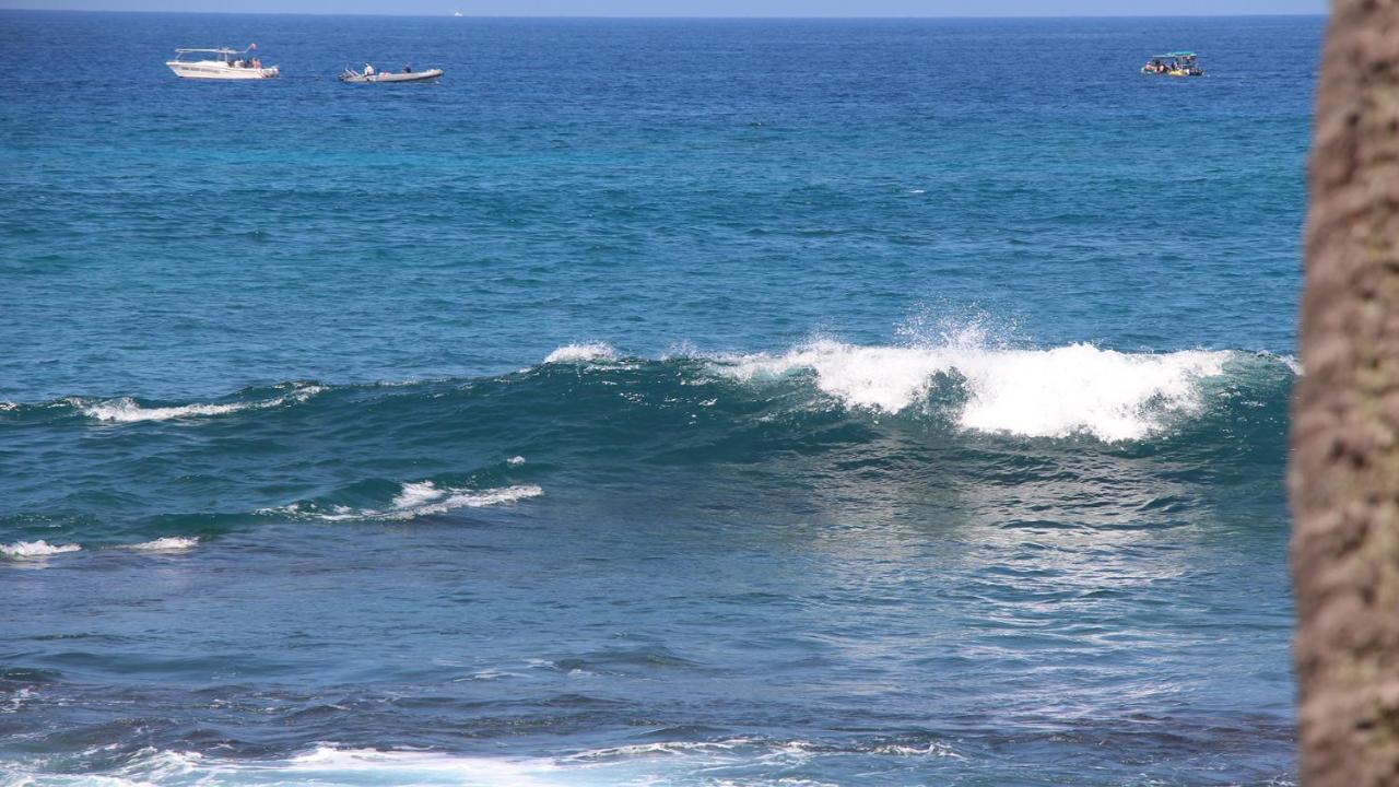 Oceanfront-Incredible Views, Surf Break & Romantic Sunsets At Bali Kai 223 Kailua-Kona Exterior photo